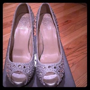 💥Vince Camuto 💥Silver Mirror Sparkle Heels SALE